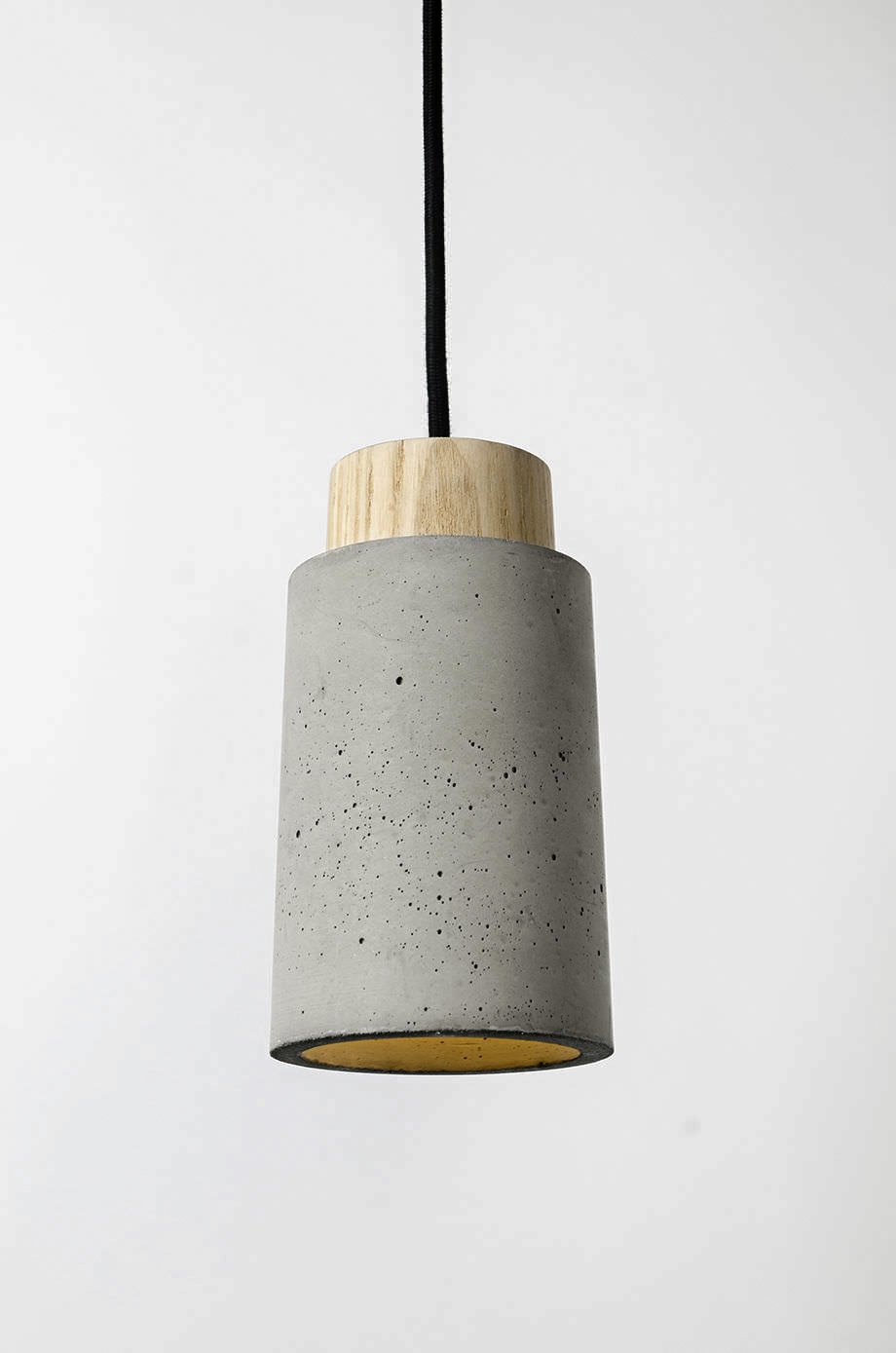 <span style="font-weight: bold;">LAMPARA DE CONCRETO&nbsp;</span>